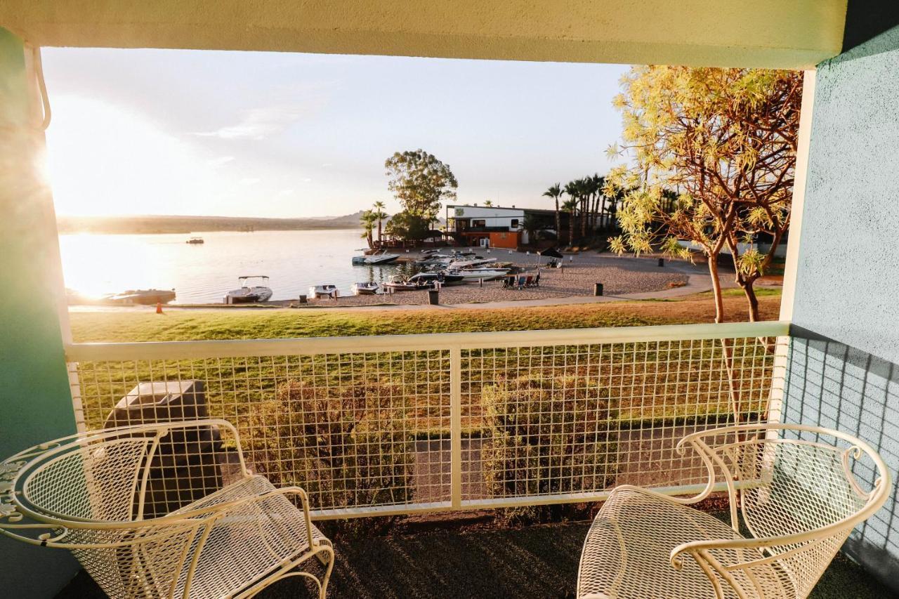 The Nautical Beachfront Resort Lake Havasu City Exterior foto