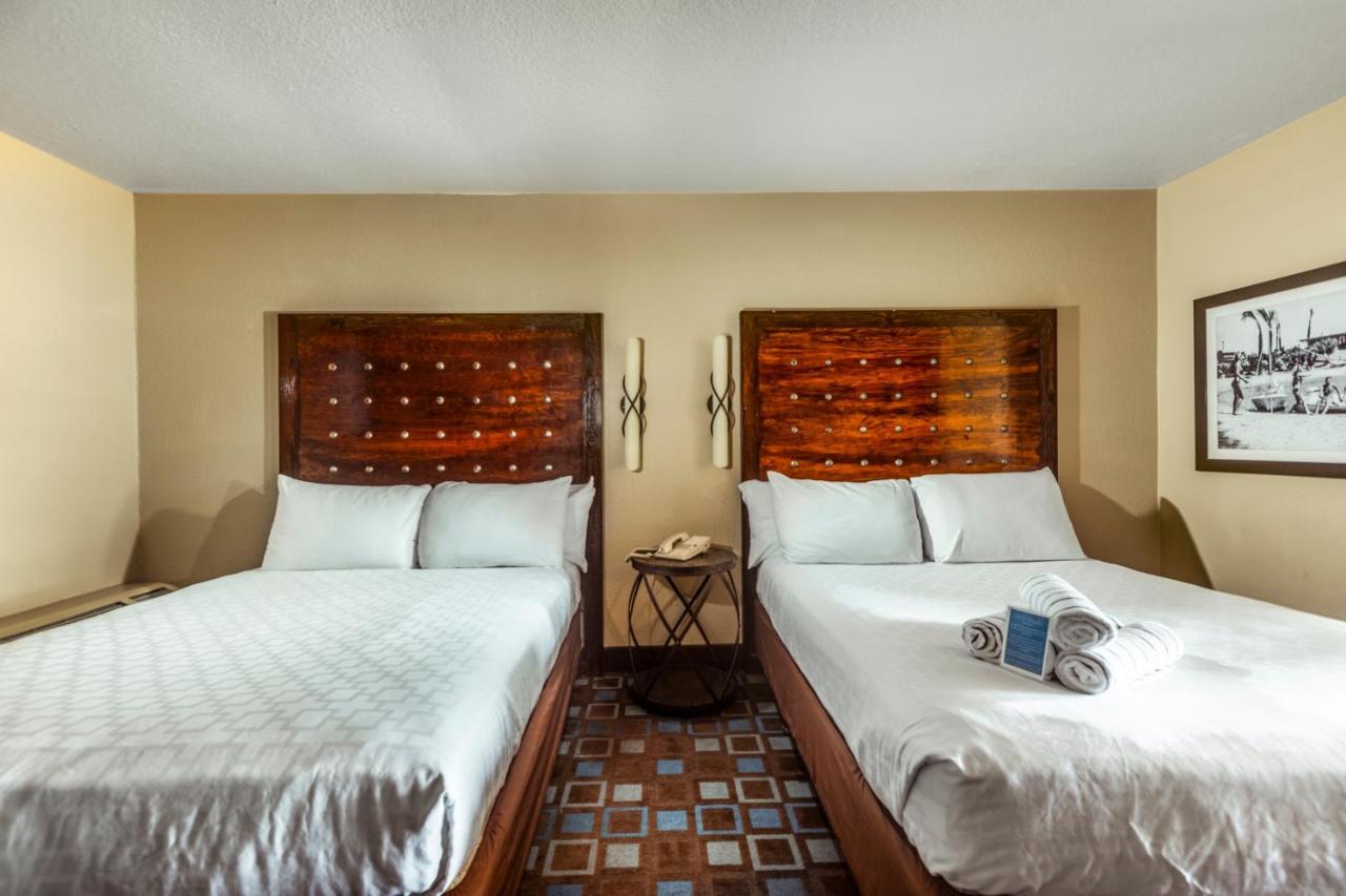 The Nautical Beachfront Resort Lake Havasu City Exterior foto