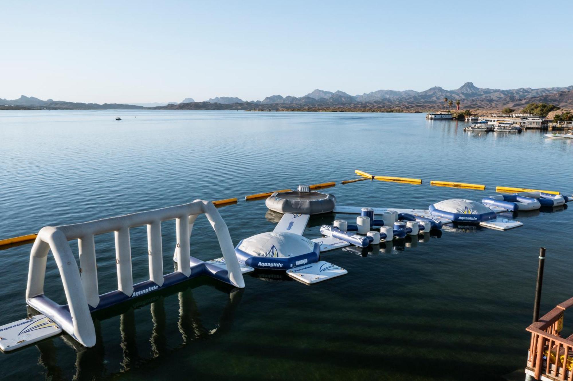 The Nautical Beachfront Resort Lake Havasu City Exterior foto